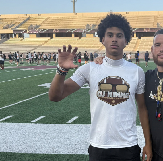 <span class="pn-tooltip pn-player-link">
        <span class="name-pointer">Texas State Camp Standouts</span>
        <span class="info-box not-prose" style="background: linear-gradient(to bottom, rgba(193,25,32, 0.95) 0%,rgba(193,25,32, 1) 100%)">
            <a href="https://prepredzone.com/2025/06/texas-state-camp-standouts/" class="link-wrap">
                                    <span class="player-img"><img src="https://prepredzone.com/wp-content/uploads/sites/3/2025/06/Prepzone-Template_copy-7442710.png?w=150&h=150&crop=1" alt="Texas State Camp Standouts"></span>
                
                <span class="player-details">
                    <span class="first-name">Texas</span>
                    <span class="last-name">State Camp Standouts</span>
                    <span class="measurables">
                                            </span>
                                    </span>
                <span class="player-rank">
                                                        </span>
                                    <span class="state-abbr"></span>
                            </a>

            
        </span>
    </span>
